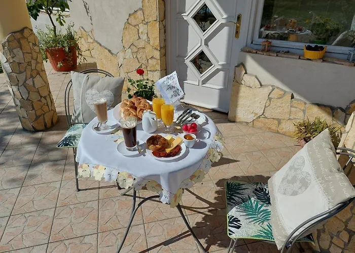 Lejlighedshotel Szilvia 3*