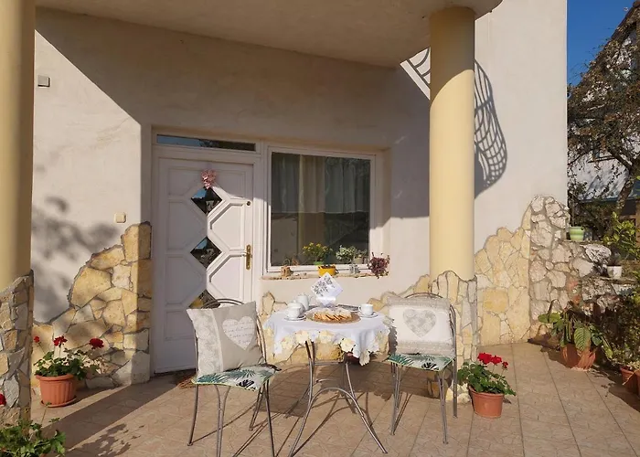 Lejlighedshotel Szilvia 3*